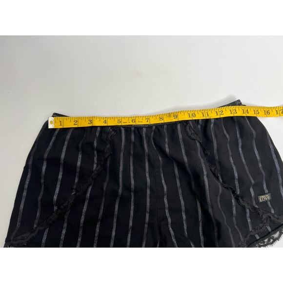 Victoria’s Secret Black Love Sleep Shorts Striped Women’s Size Medium - Picture 3 of 7